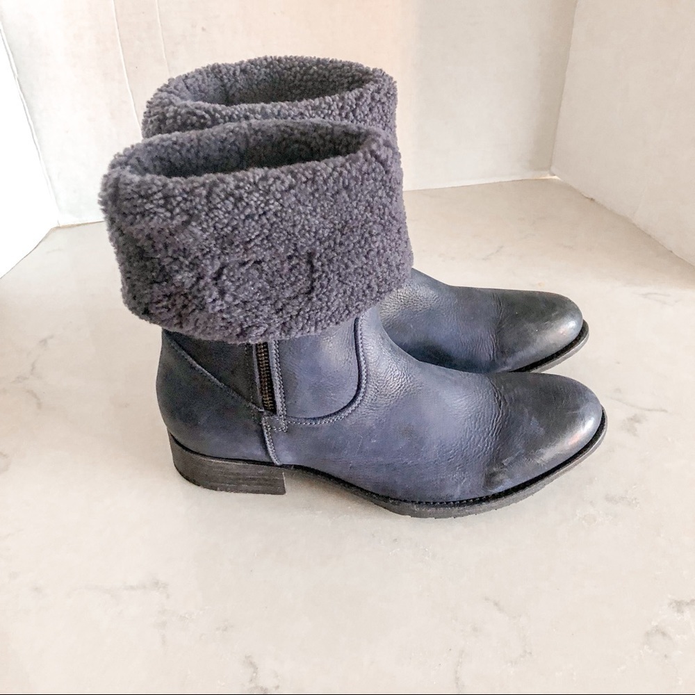 Australia Luxe Collective Lever Sheepskin Boots - Picture 6 of 13